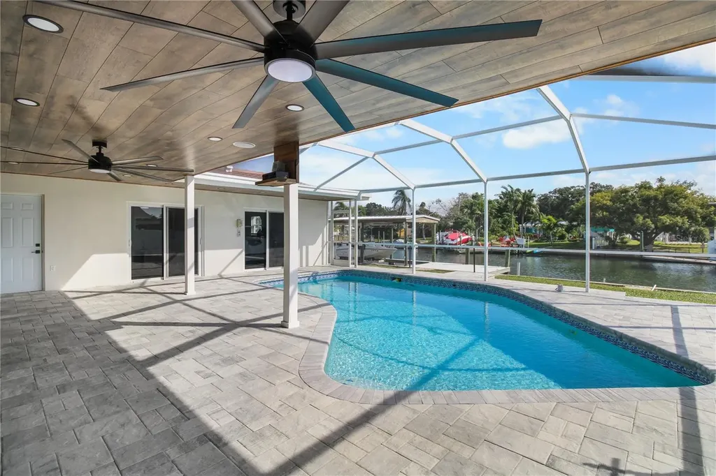 1575 Brookside Boulevard Largo FL 33770