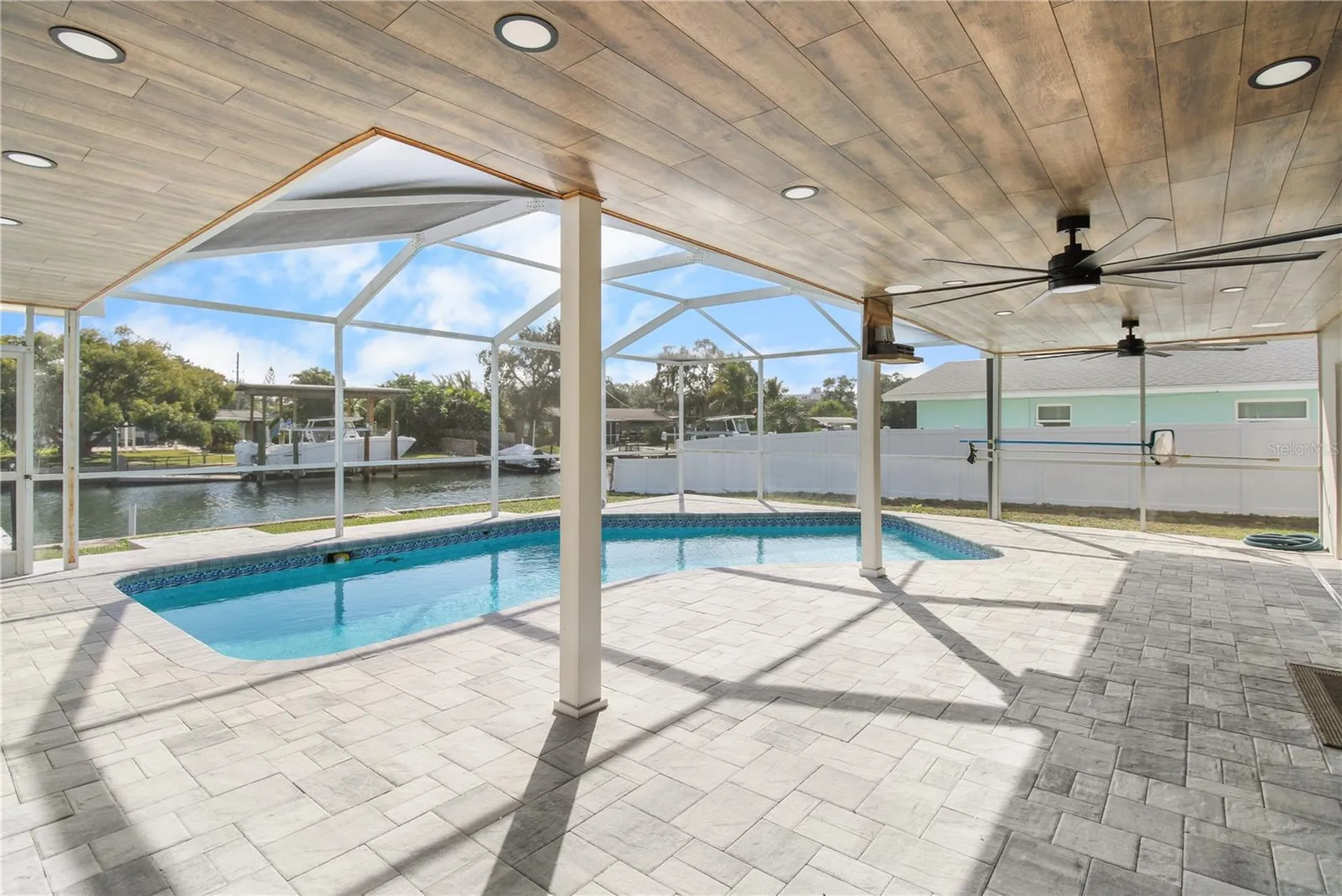 1575 Brookside Boulevard Largo FL 33770