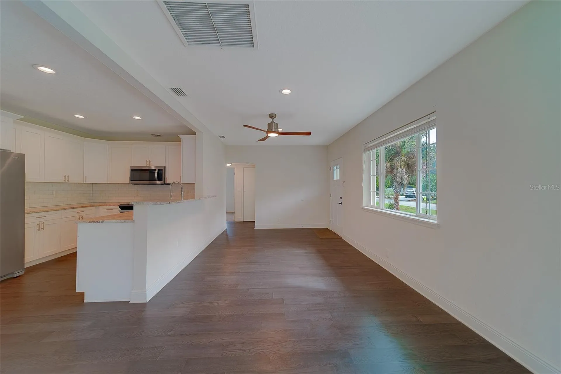225 36th Avenue NE St Petersburg FL 33704
