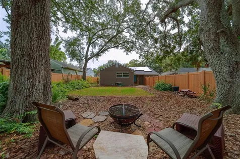 225 36th Avenue NE St Petersburg FL 33704