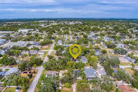 225 36th Avenue NE St Petersburg FL 33704