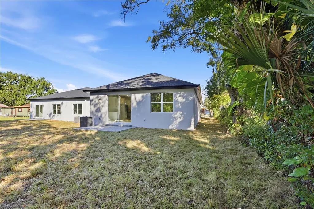 1209 W 15th Street Sanford FL 32771