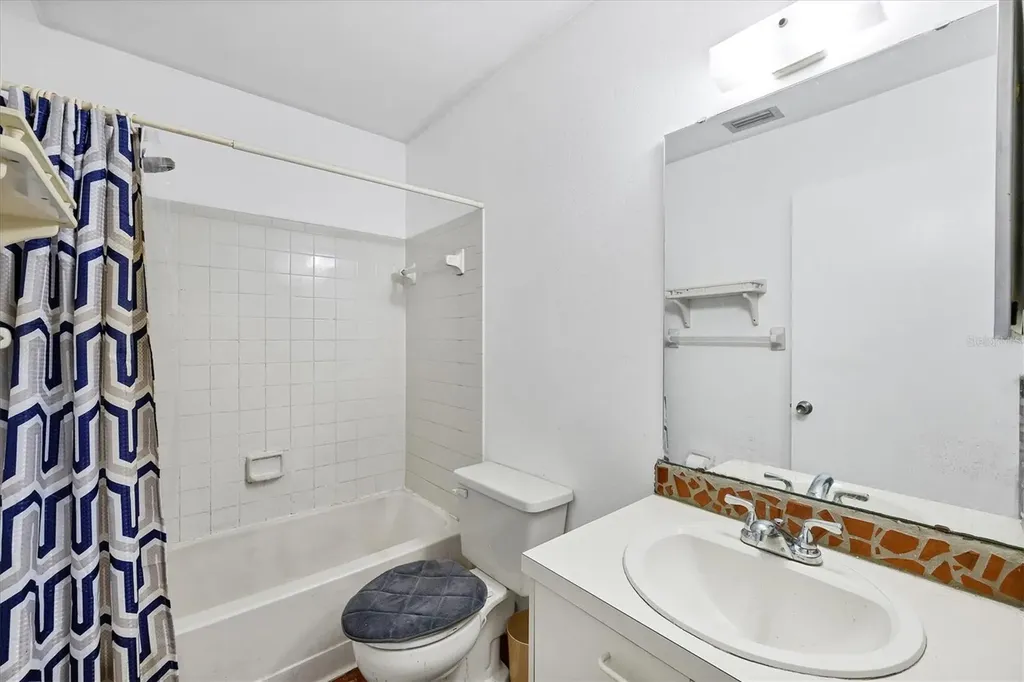 3636 59th Avenue W Bradenton FL 34210