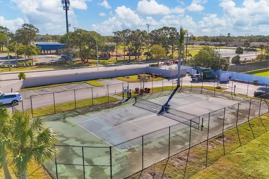 3636 59th Avenue W Bradenton FL 34210