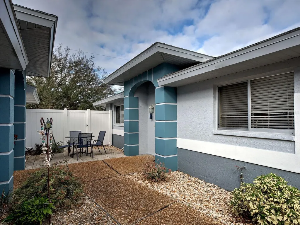 6527 Hamlet Drive Englewood FL 34224