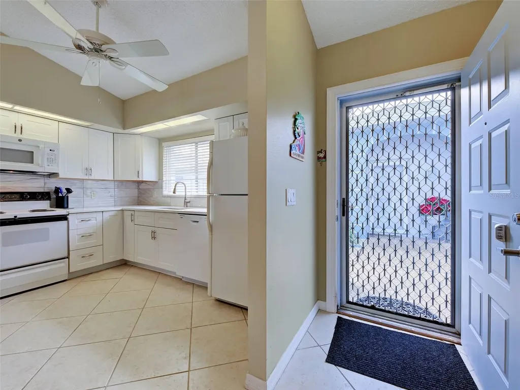 6527 Hamlet Drive Englewood FL 34224