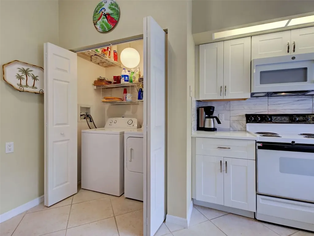 6527 Hamlet Drive Englewood FL 34224