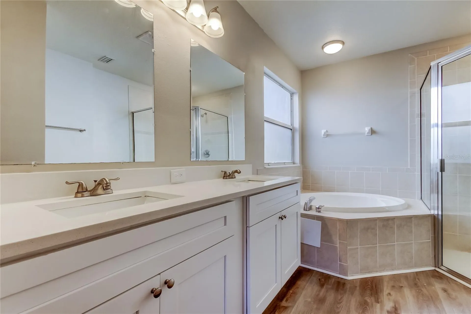8813 Founders Circle Palmetto FL 34221
