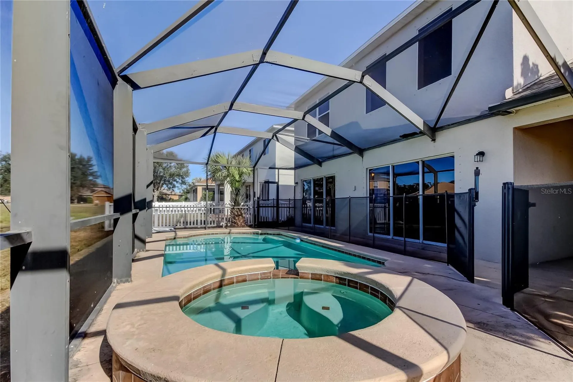 8813 Founders Circle Palmetto FL 34221