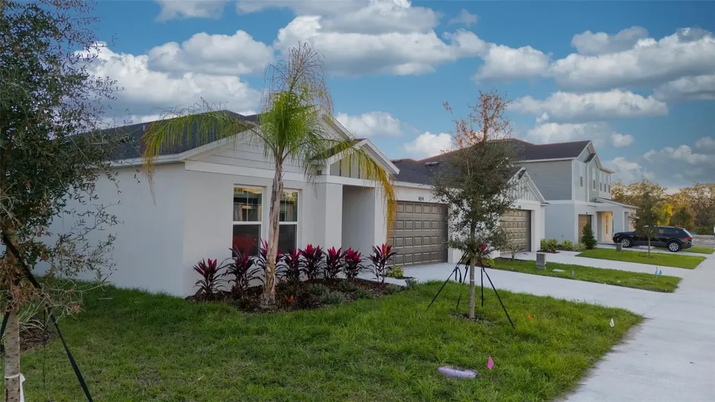 4124 River Beacon Boulevard Davenport FL 33837
