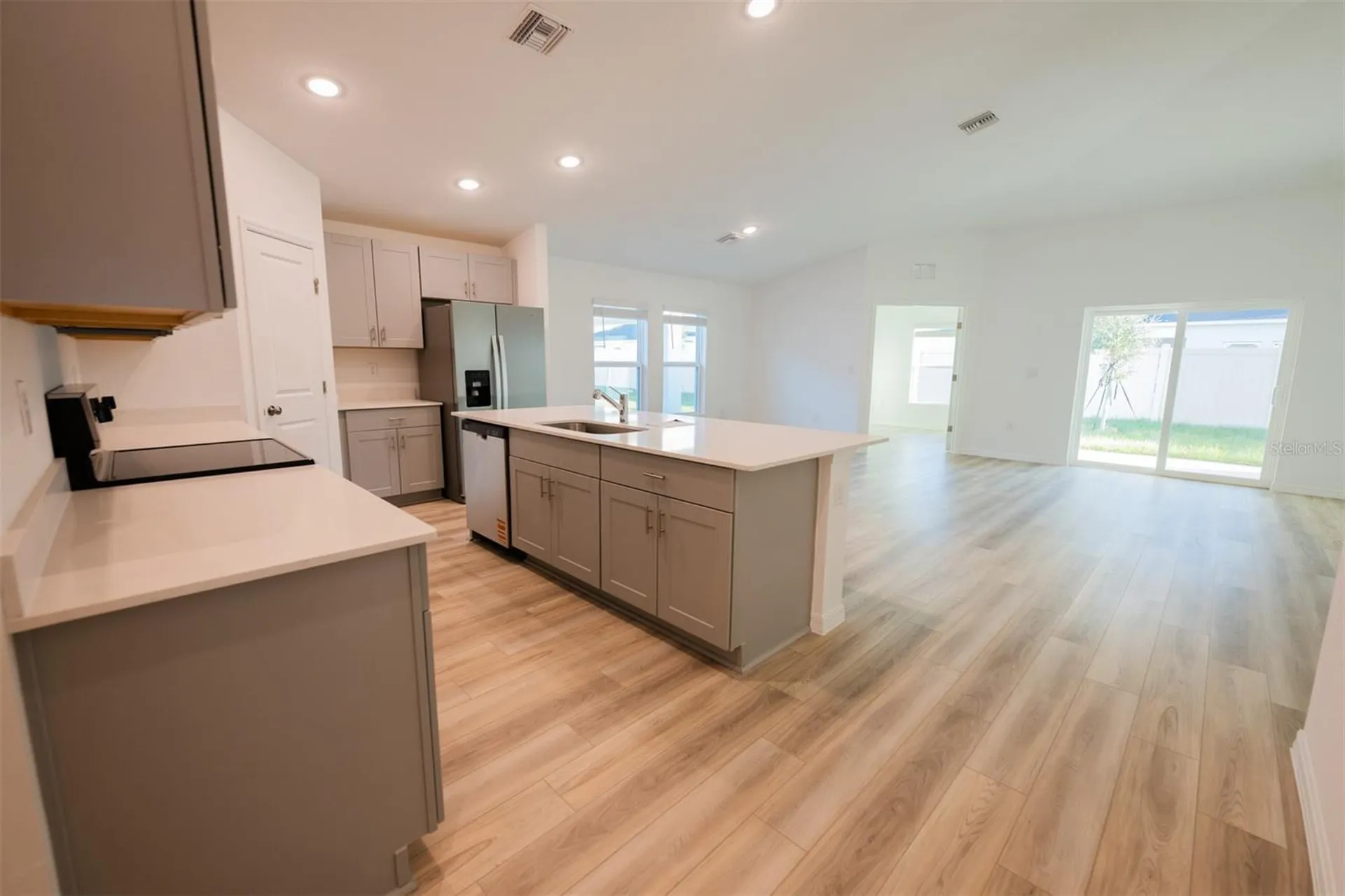 4124 River Beacon Boulevard Davenport FL 33837