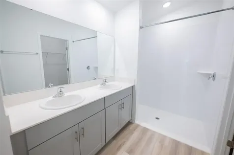 4124 River Beacon Boulevard Davenport FL 33837