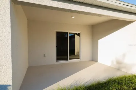 4124 River Beacon Boulevard Davenport FL 33837