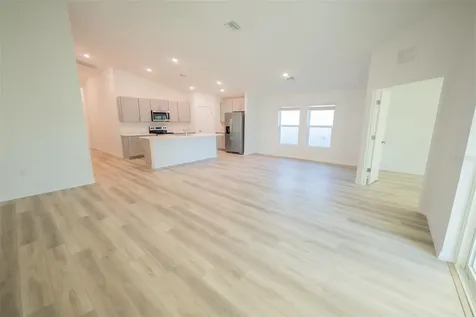 4124 River Beacon Boulevard Davenport FL 33837