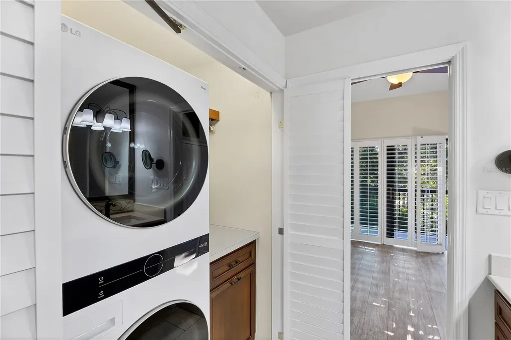 800 Hudson Avenue Sarasota FL 34236