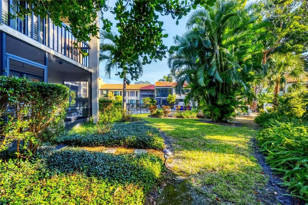 800 Hudson Avenue Sarasota FL 34236