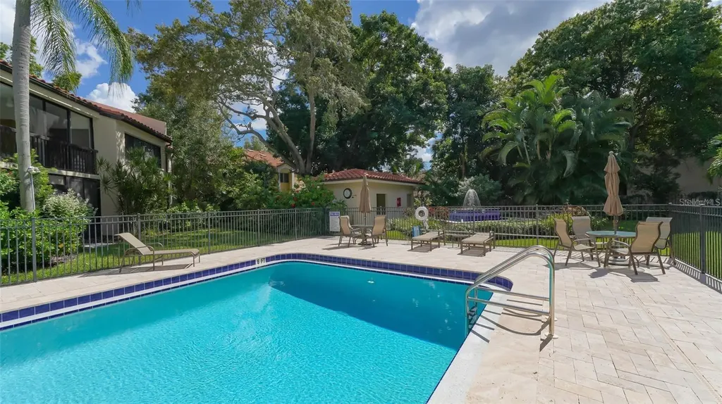 800 Hudson Avenue Sarasota FL 34236