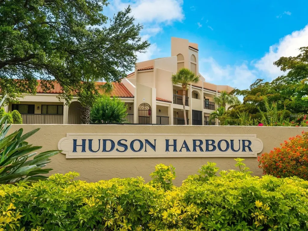 800 Hudson Avenue Sarasota FL 34236