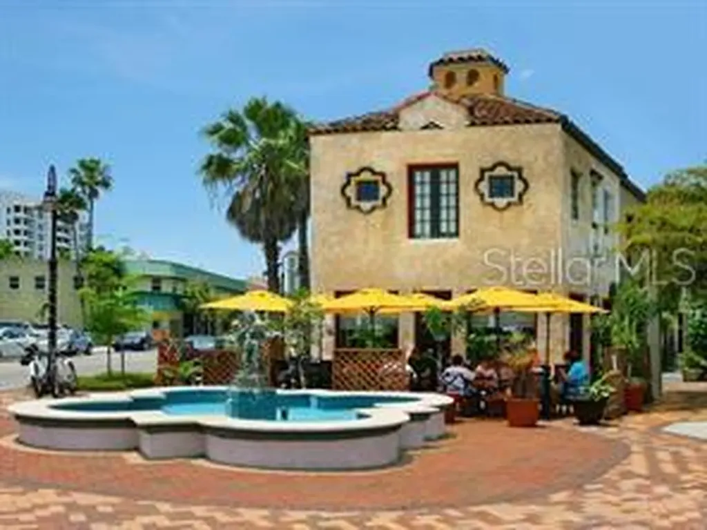 800 Hudson Avenue Sarasota FL 34236