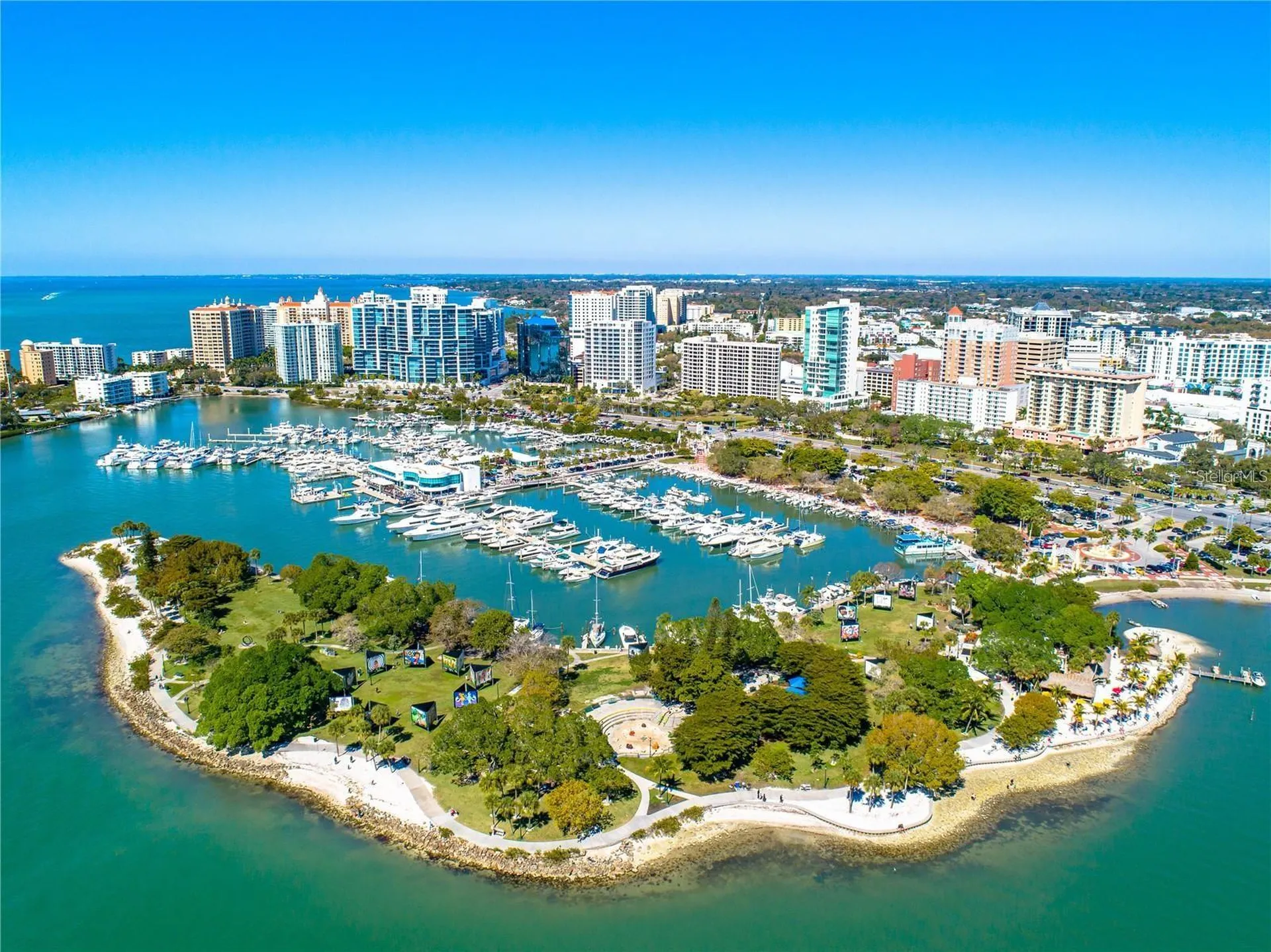 800 Hudson Avenue Sarasota FL 34236