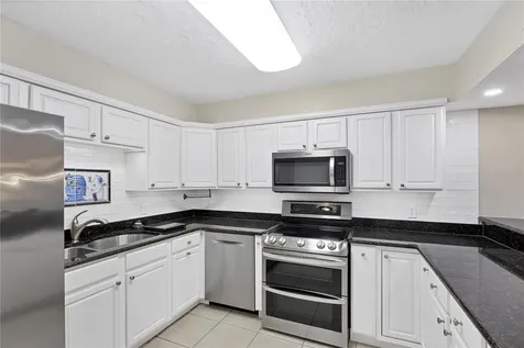 800 Hudson Avenue Sarasota FL 34236