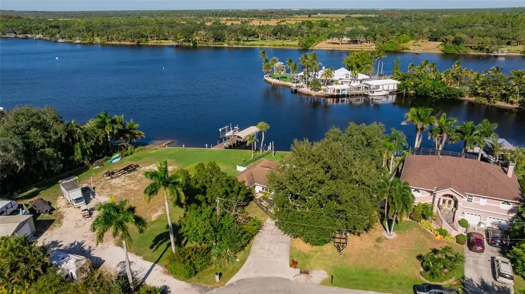 14502 Riverside Drive Fort Myers FL 33905