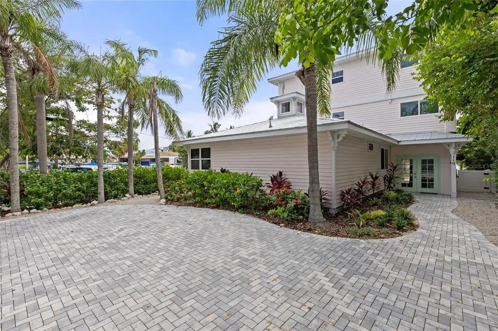 110 Spring Avenue Anna Maria FL 34216