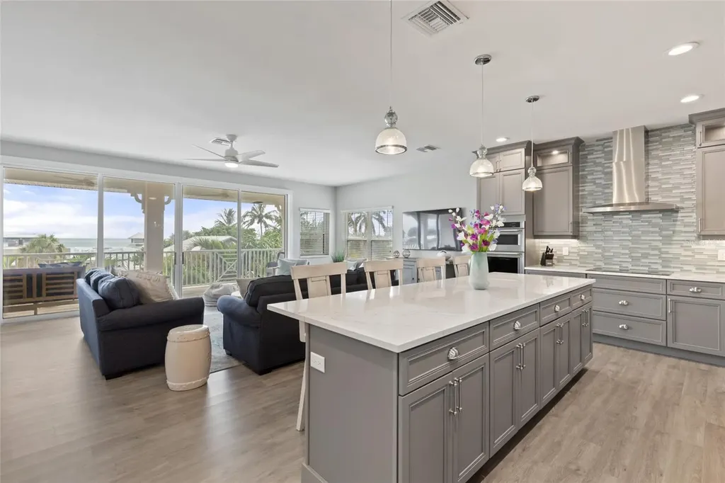 110 Spring Avenue Anna Maria FL 34216