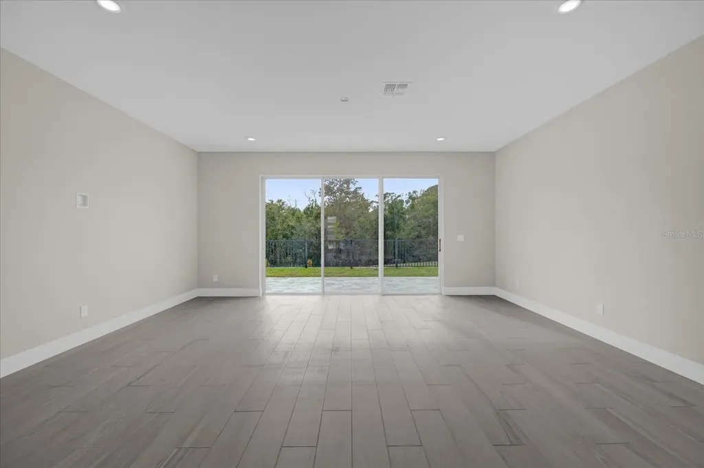 7838 Spectrum Drive Kissimmee FL 34747