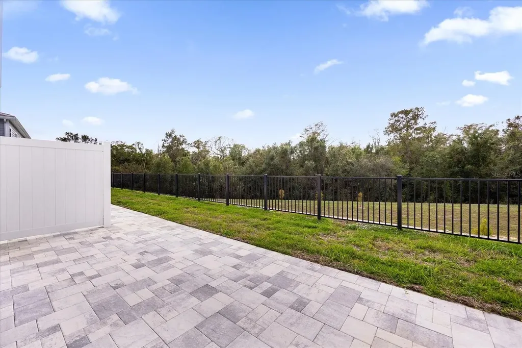 7838 Spectrum Drive Kissimmee FL 34747