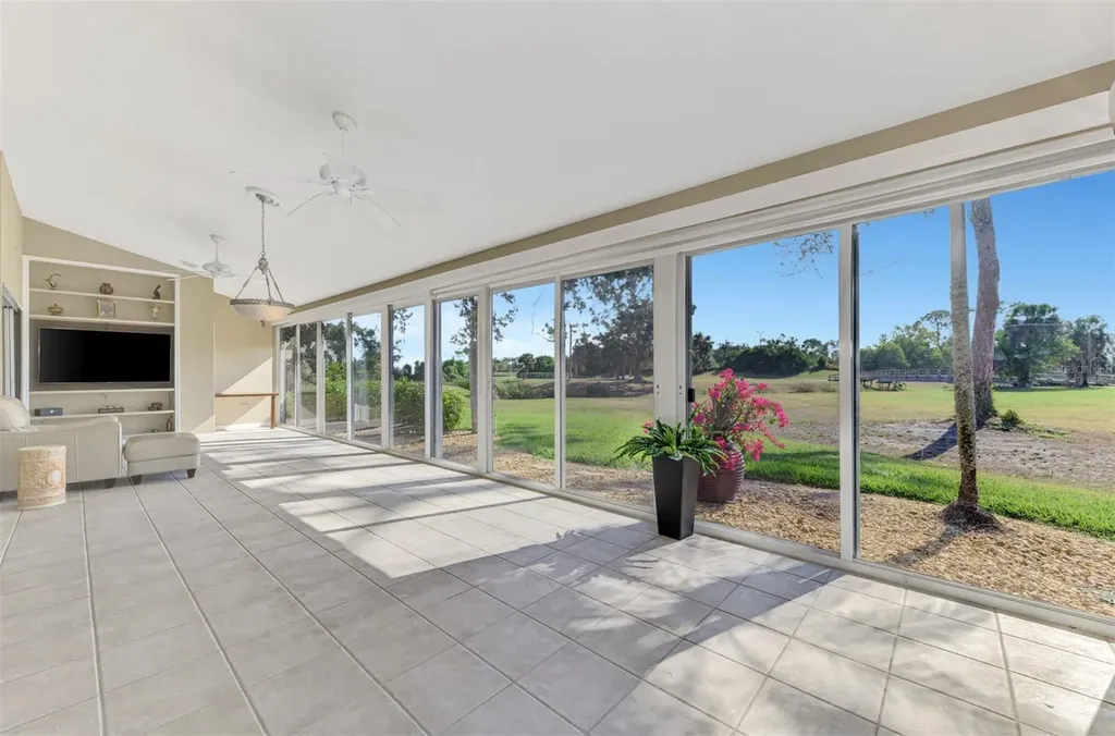 4356 Camino Madera Sarasota FL 34238