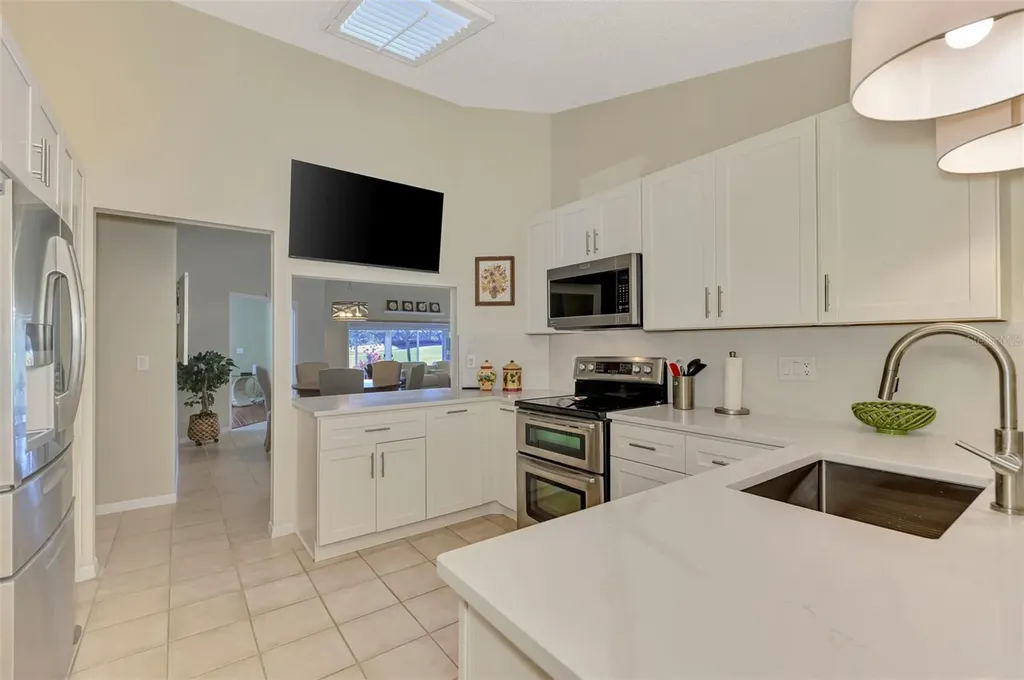 4356 Camino Madera Sarasota FL 34238