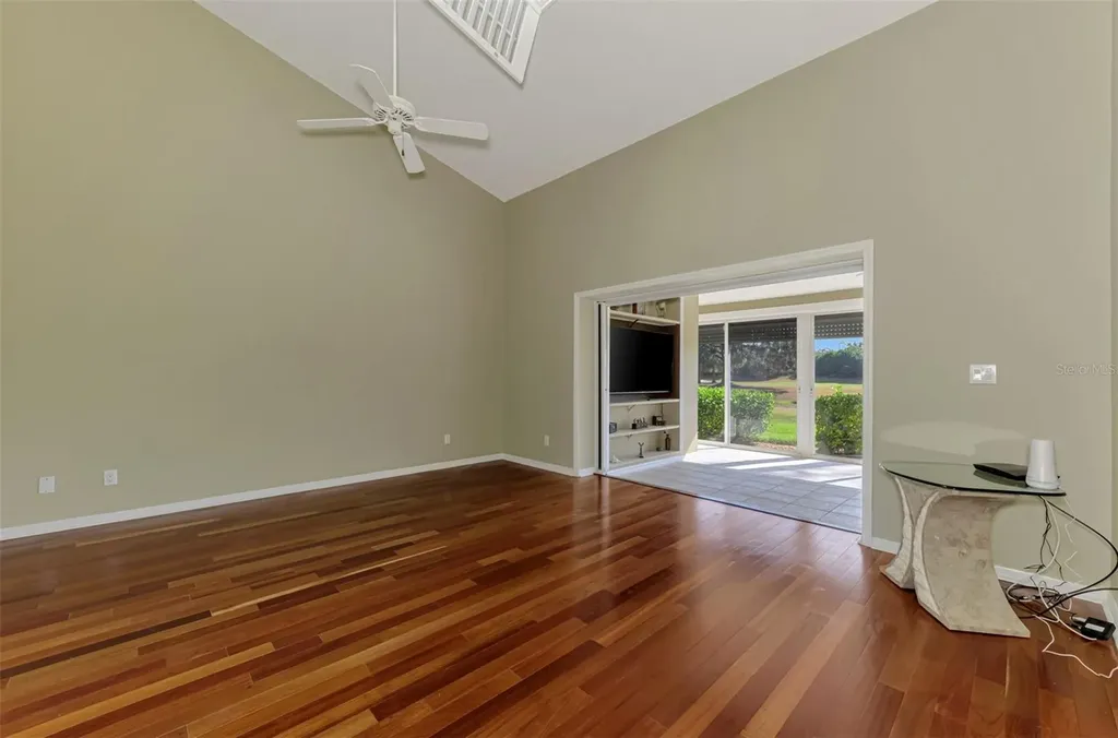 4356 Camino Madera Sarasota FL 34238