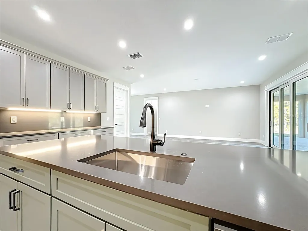 19269 Sheldon Orlando FL 32833