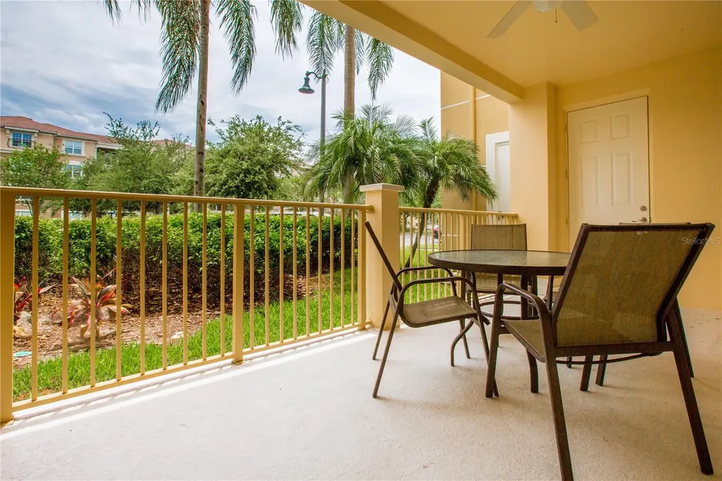 5025 Shoreway Loop Orlando FL 32819