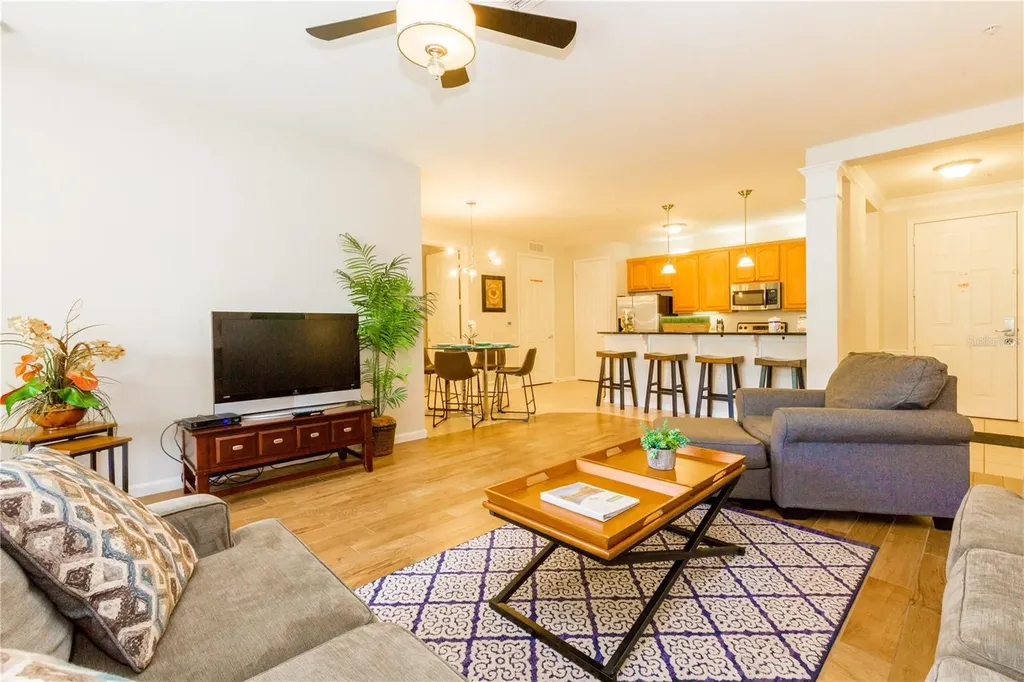 5025 Shoreway Loop Orlando FL 32819