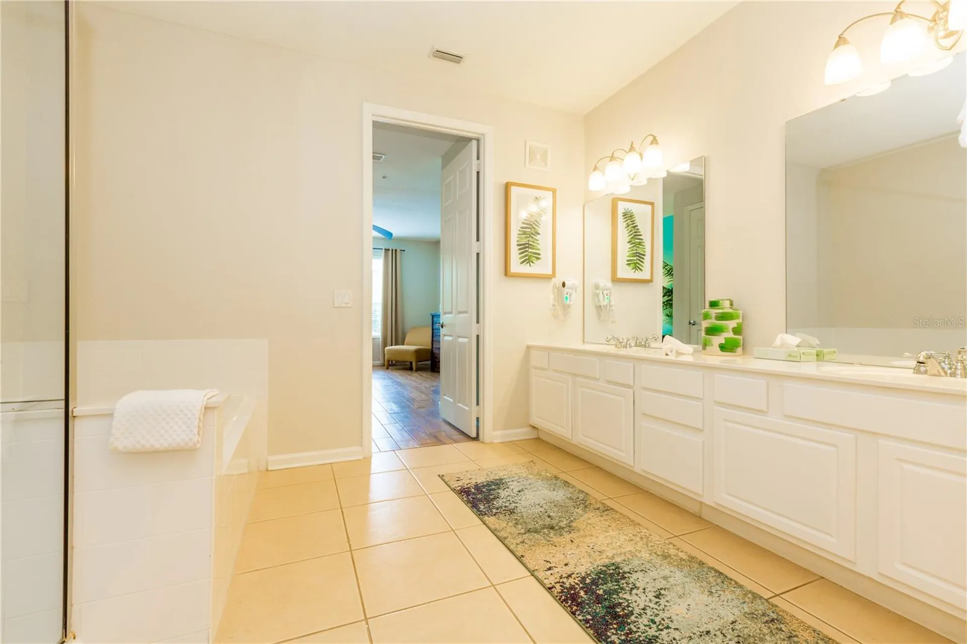 5025 Shoreway Loop Orlando FL 32819