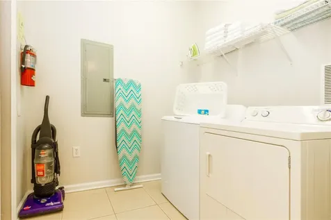 5025 Shoreway Loop Orlando FL 32819