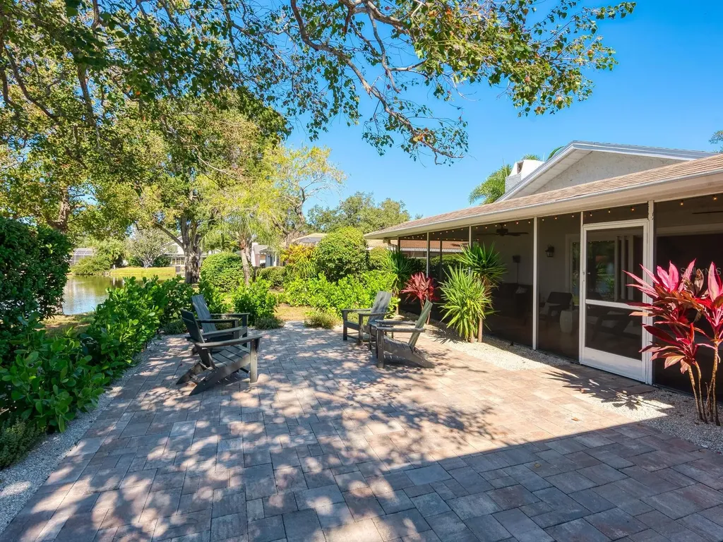 130 Mimosa Drive Sarasota FL 34232