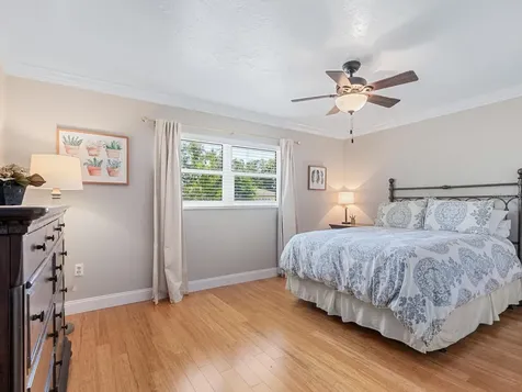 130 Mimosa Drive Sarasota FL 34232