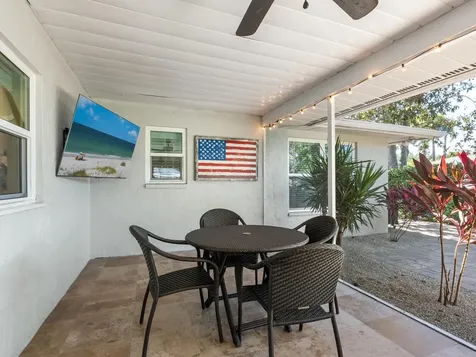 130 Mimosa Drive Sarasota FL 34232