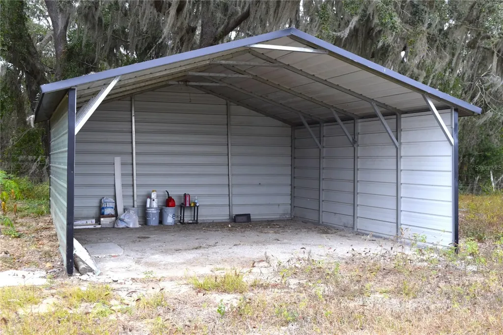 15731 SE 72nd Place Morriston FL 32668
