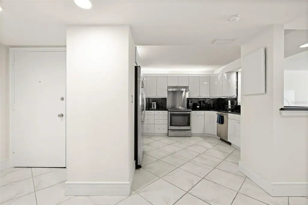 1750 Benjamin Franklin Drive Sarasota FL 34236