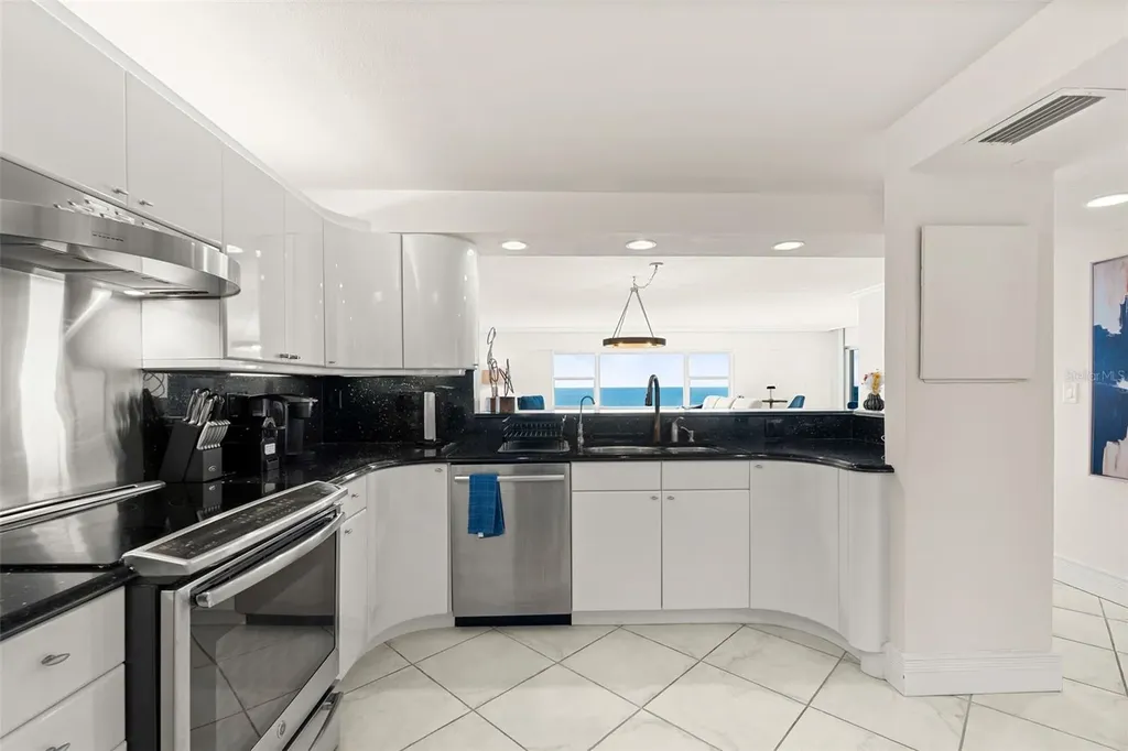 1750 Benjamin Franklin Drive Sarasota FL 34236