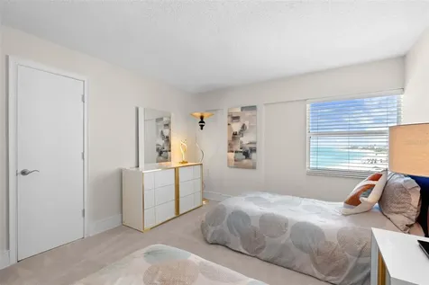 1750 Benjamin Franklin Drive Sarasota FL 34236