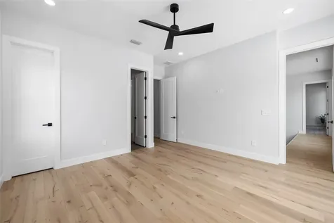 4709 W Estrella Street Tampa FL 33629