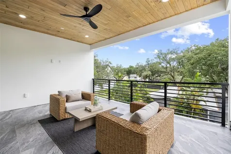 4709 W Estrella Street Tampa FL 33629