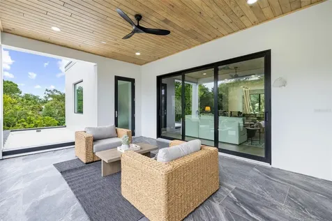 4709 W Estrella Street Tampa FL 33629