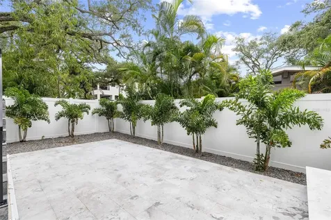 4709 W Estrella Street Tampa FL 33629
