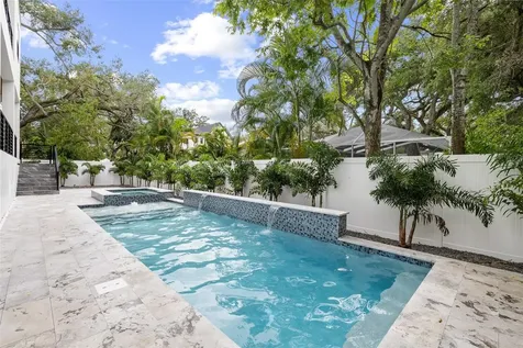 4709 W Estrella Street Tampa FL 33629